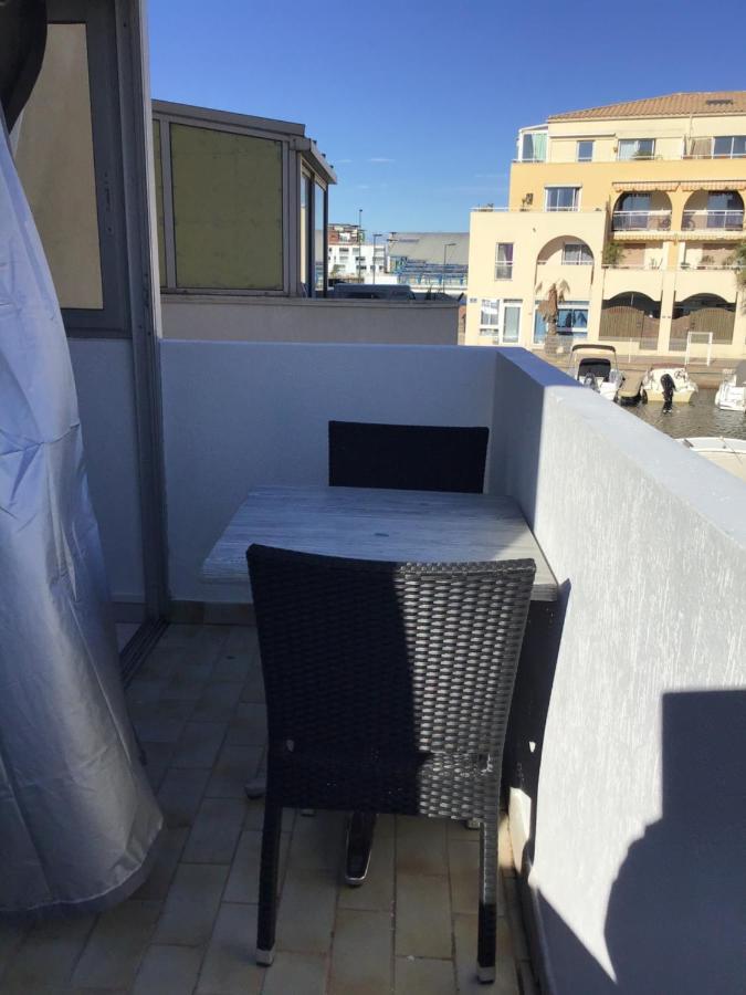Studio moderne classe 2 dans marina proche mer et etang - lit wifi fibre et parking privé Sète Exterior foto